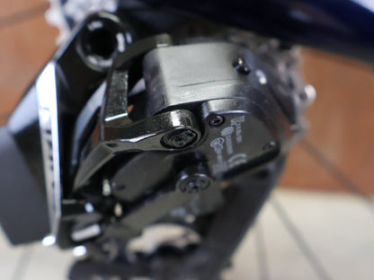 Rennrad von Trek, TREK MADONE SLR 7 AXS GEN 8 MY 2026 / TEAM REPLICA / XL vor USEDBIKES - OB.DE Hintergrund