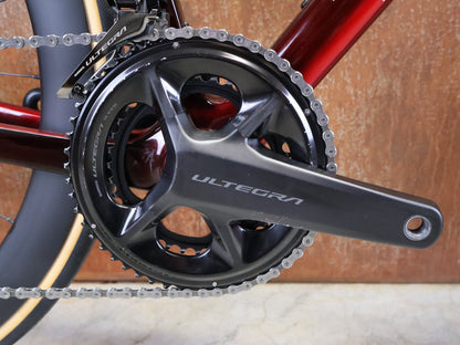 Rennrad von Trek, TREK MADONE SLR 7 GEN 8 / CARBON RED SMOKE / M vor USEDBIKES - OB.DE Hintergrund