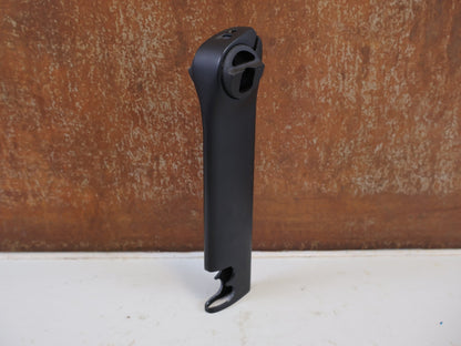 Sattelstütze von Trek, TREK MADONE SLR GEN 7 V2 SATTELSTÜTZE 200 MM / 0 MM / W5311660 vor USEDBIKES-OB.DE Hintergrund