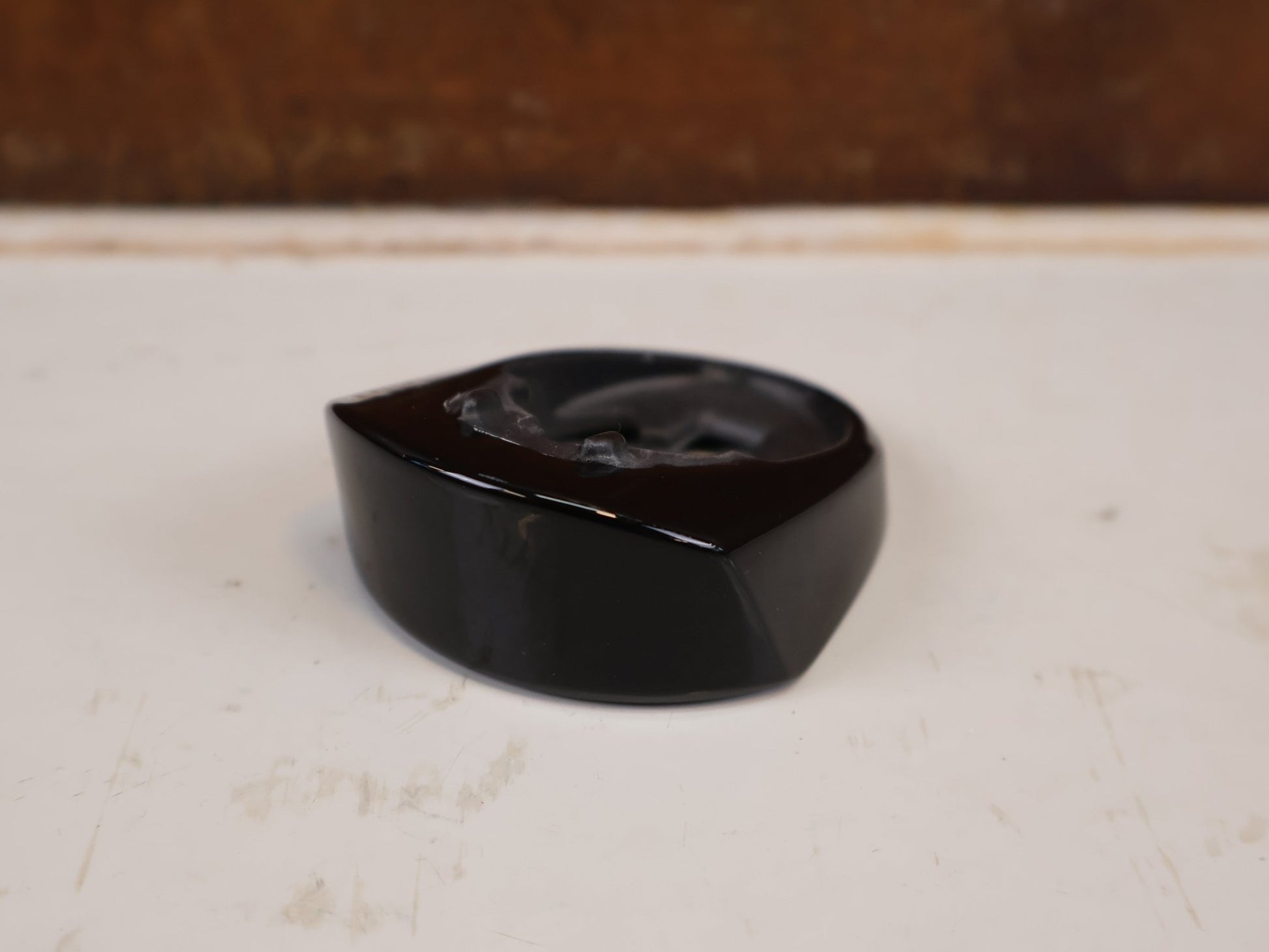 Zubehör von Trek, TREK MADONE SLR HEADSET COVER STEUERSATZ ABDECKUNG BLACK W591670 vor USEDBIKES-OB.DE Hintergrund