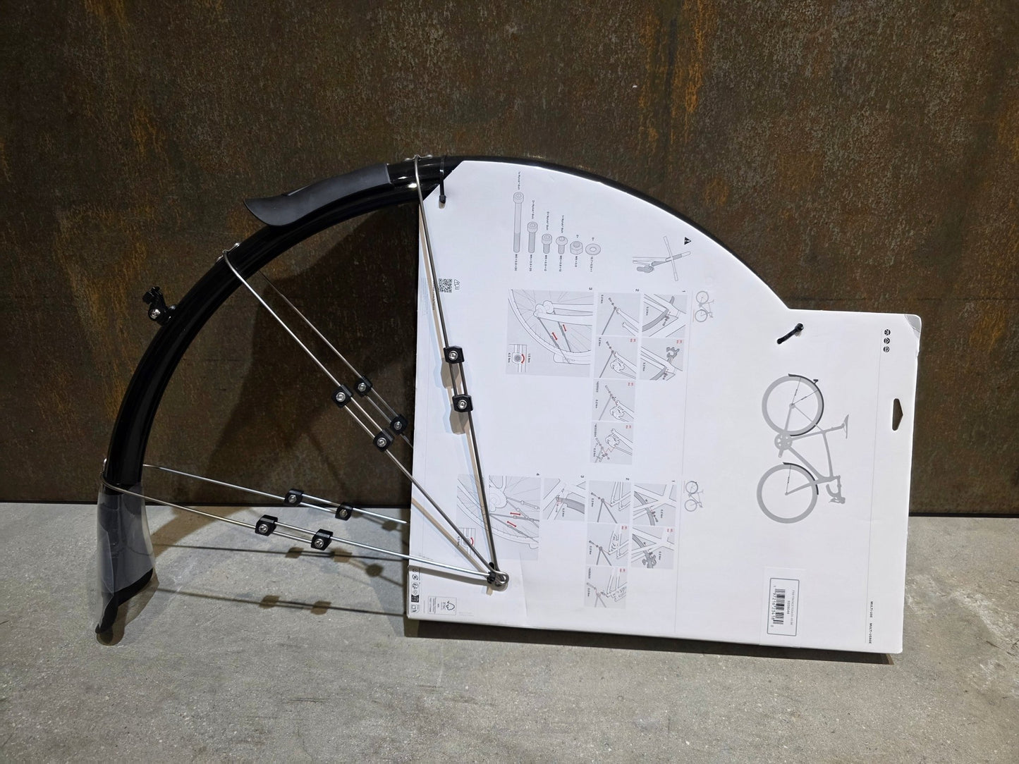 Zubehör von Trek, TREK NCS SCHUTZBLECHSET / 5339048 / 700C X 35 - 45MM VORNE UND HINTEN vor USEDBIKES - OB.DE Hintergrund