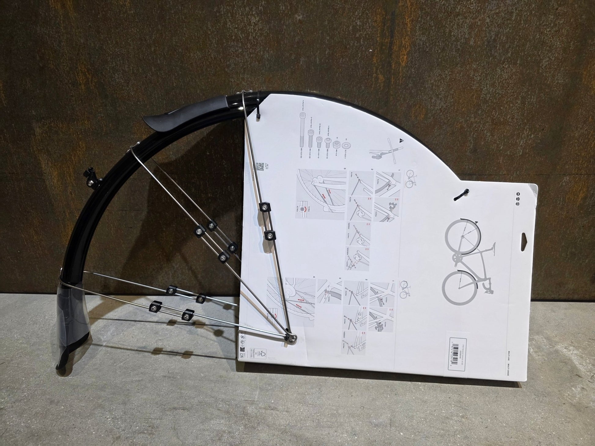 Zubehör von Trek, TREK NCS SCHUTZBLECHSET / 5339048 / 700C X 35 - 45MM VORNE UND HINTEN vor USEDBIKES - OB.DE Hintergrund
