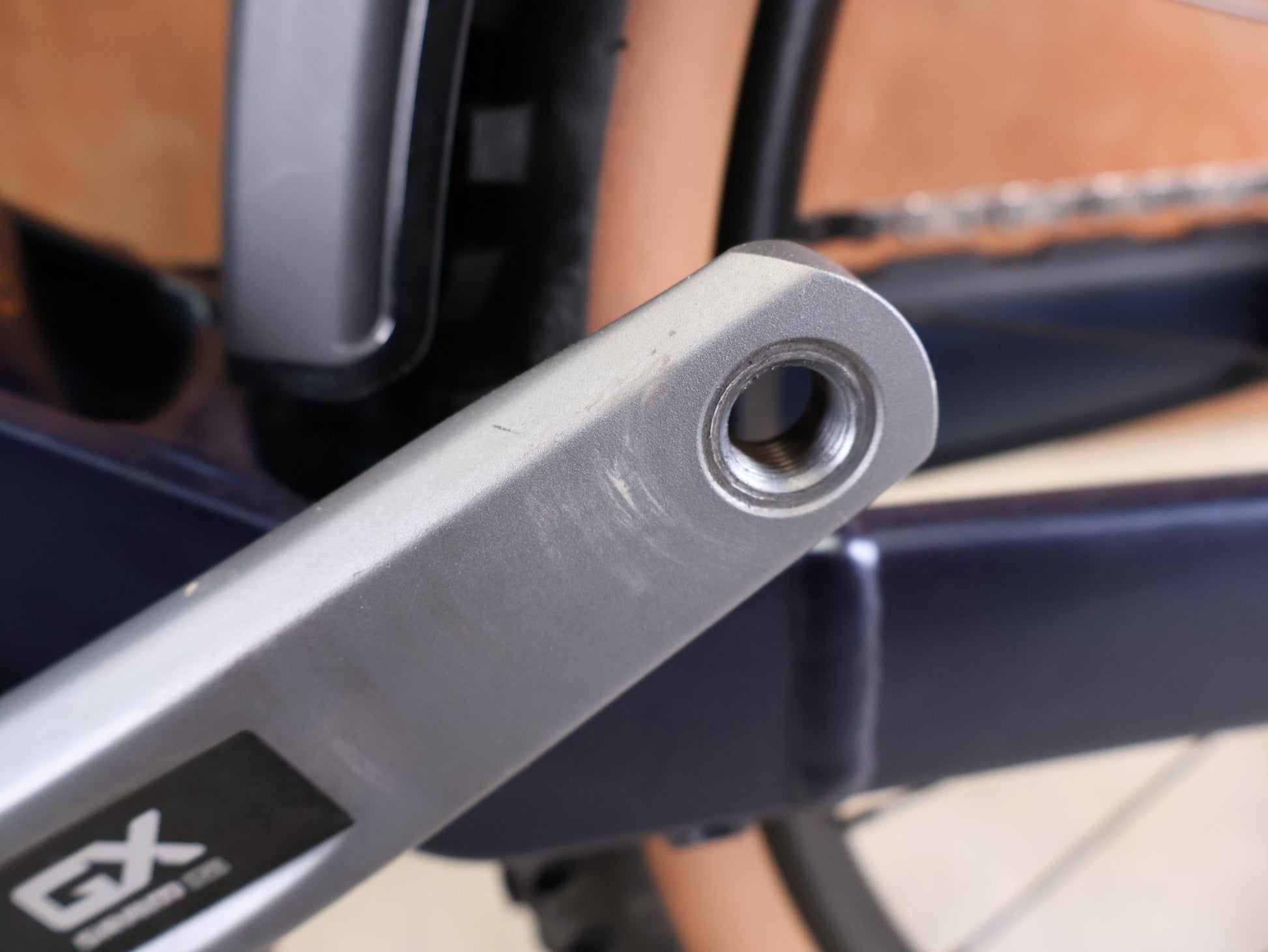 E - Mountainbike von Trek, TREK POWERFLY+ FS 8 GEN 4 / MATTE/GLOSS MULSANNE BLUE / M vor USEDBIKES - OB.DE Hintergrund