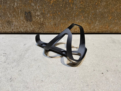 Trinkflaschen und Halter von Trek, TREK PRO CARBON FLASCHENHALTER / BLACK MATT vor USEDBIKES - OB.DE Hintergrund