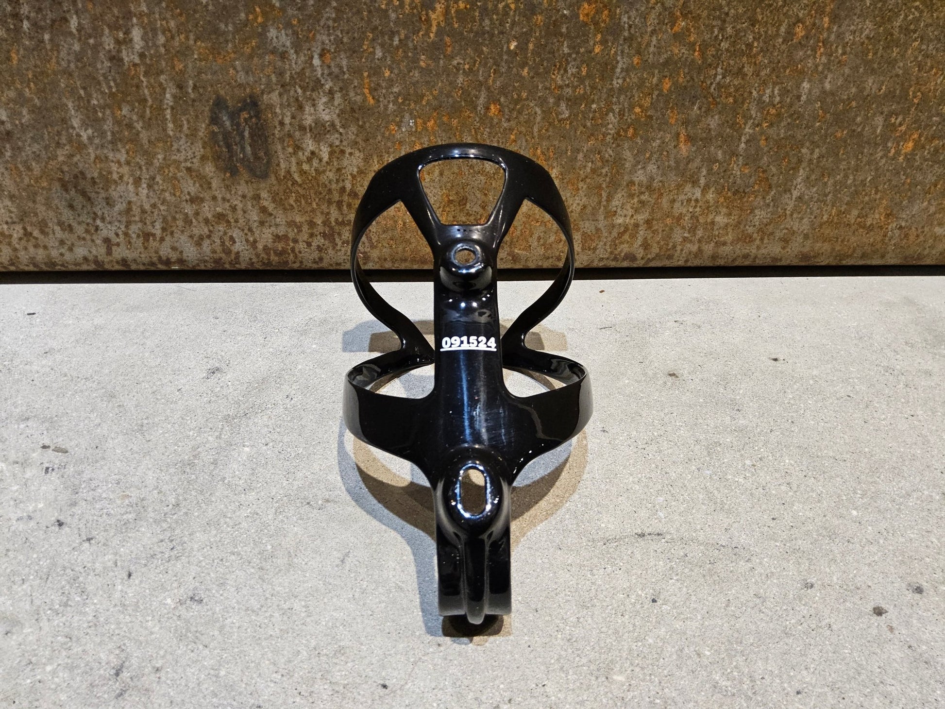 Trinkflaschen und Halter von Trek, TREK PRO CARBON FLASCHENHALTER / BLACK vor USEDBIKES - OB.DE Hintergrund