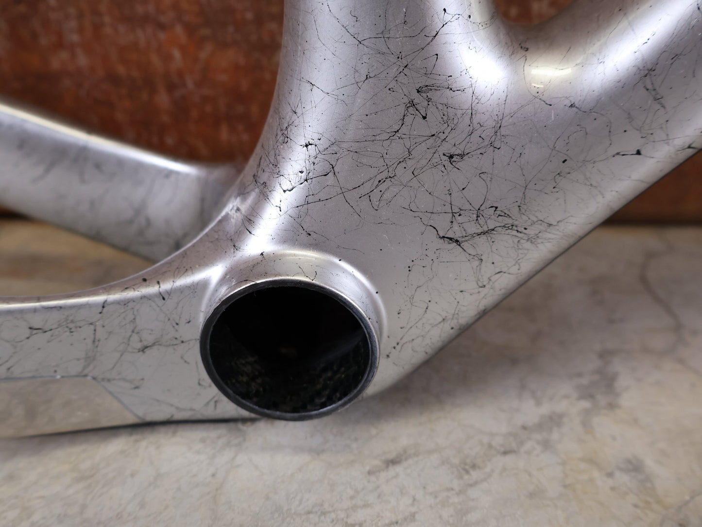 Mountainbikerahmen von Trek, TREK PROCALIBER C GEN 3 RAHMENSET / GRÖSSE M/L – TREK FACTORY RACING TEAM LACKIERUNG vor USEDBIKES - OB.DE Hintergrund