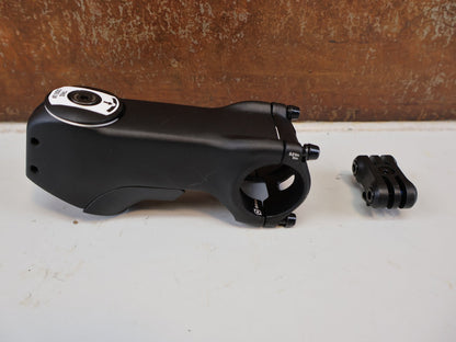 Vorbau von Bontrager, TREK RCS PRO BLENDR / ALU VORBAU / 31.8 MM / 7 GRAD / INTEGRATED vor USEDBIKES-OB.DE Hintergrund