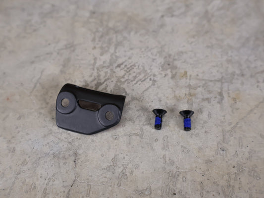 Zubehör von Trek, TREK ROAD FRONT DERAILLEUR HANGER / UMWERFER AUFNAHME – ORIGINAL ERSATZTEIL 5320961 vor USEDBIKES - OB.DE Hintergrund