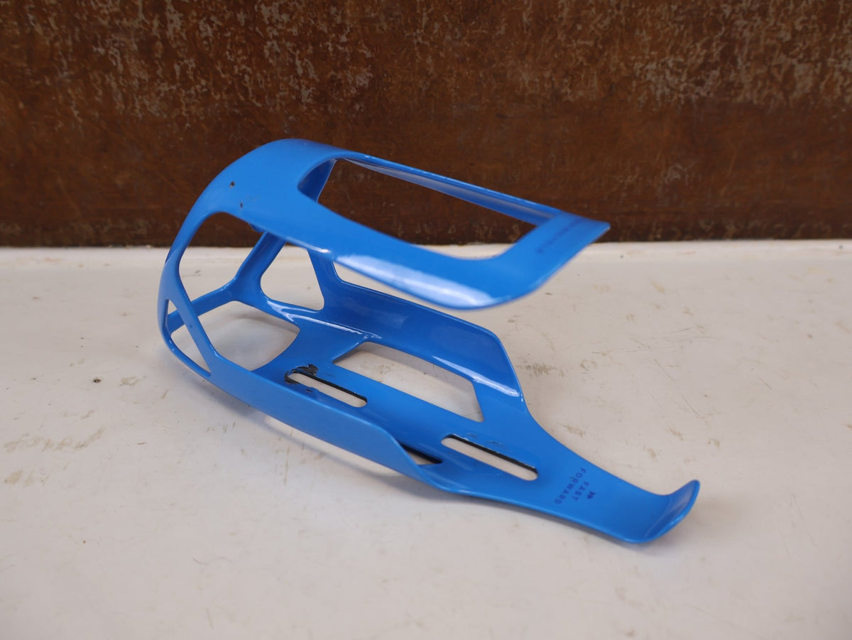 Trinkflaschen und Halter von Trek, Trek RSL Aero Carbon Flaschenhalter OCLV Blue Navy 35g vor USEDBIKES-OB.DE Hintergrund