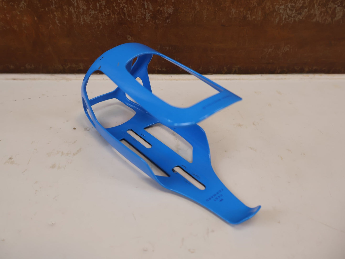 Trinkflaschen und Halter von Trek, TREK RSL AERO CARBON FLASCHENHALTER / WATERLOO BLUE vor USEDBIKES-OB.DE Hintergrund