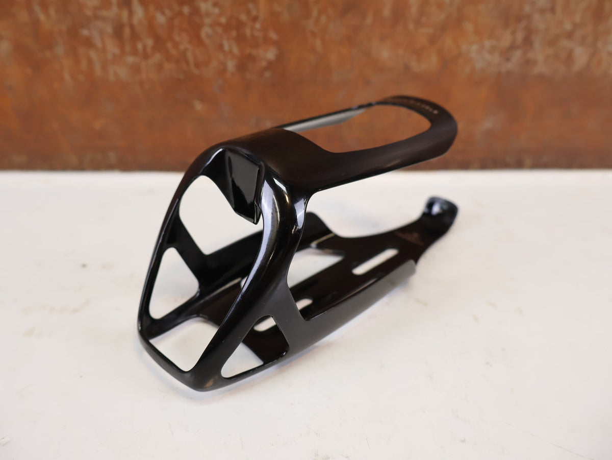 Trinkflaschen und Halter von Trek, Trek RSL Aero Flaschenhalter OCLV Carbon Black/Grey vor USEDBIKES-OB.DE Hintergrund