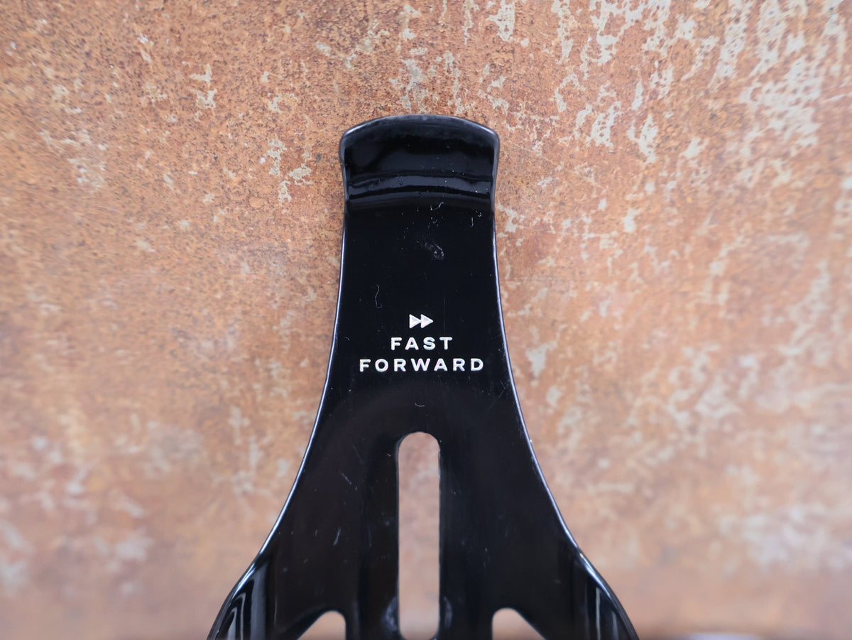 Trinkflaschen und Halter von Trek, Trek RSL Aero Flaschenhalter OCLV Carbon Black/Grey vor USEDBIKES-OB.DE Hintergrund