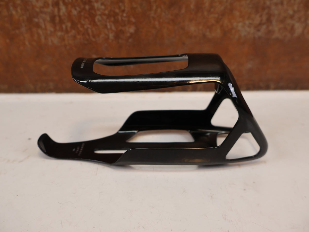 Trinkflaschen und Halter von Trek, Trek RSL Aero Flaschenhalter OCLV Carbon Black/Grey vor USEDBIKES-OB.DE Hintergrund