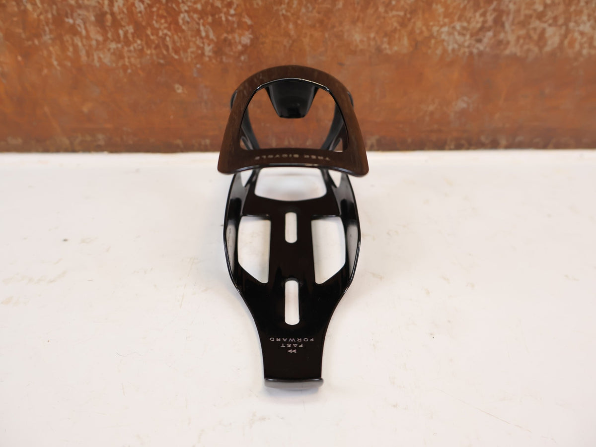 Trinkflaschen und Halter von Trek, Trek RSL Aero Flaschenhalter OCLV Carbon Black/Grey vor USEDBIKES-OB.DE Hintergrund