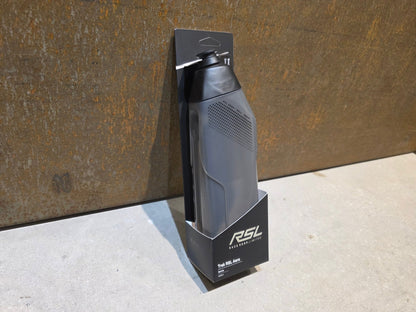 Trinkflaschen und Halter von Trek, TREK RSL AERO TRINKFLASCHE / 5324024 / 591ML / GREY vor USEDBIKES - OB.DE Hintergrund