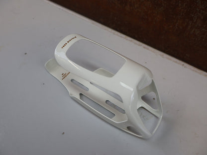 Trinkflaschen und Halter von Trek, TREK RSL AERO TRINKFLASCHE UND CARBON HALTER / ERA WHITE GREY / SET vor USEDBIKES-OB.DE Hintergrund