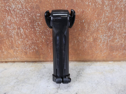 Sattelstütze von Trek, TREK SEAT MAST CARBON SITZTURMAUFSATZ SATTELSTÜTZE 135MM / SB 5MM vor USEDBIKES - OB.DE Hintergrund
