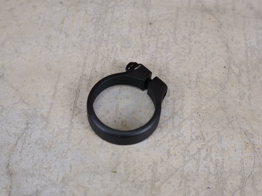 Zubehör von Trek, TREK SLASH 29 SATTELSTÜTZKLEMME / 39,7 MM – MODELL 2021 – ORIGINAL ERSATZTEIL – 600926 vor USEDBIKES - OB.DE Hintergrund