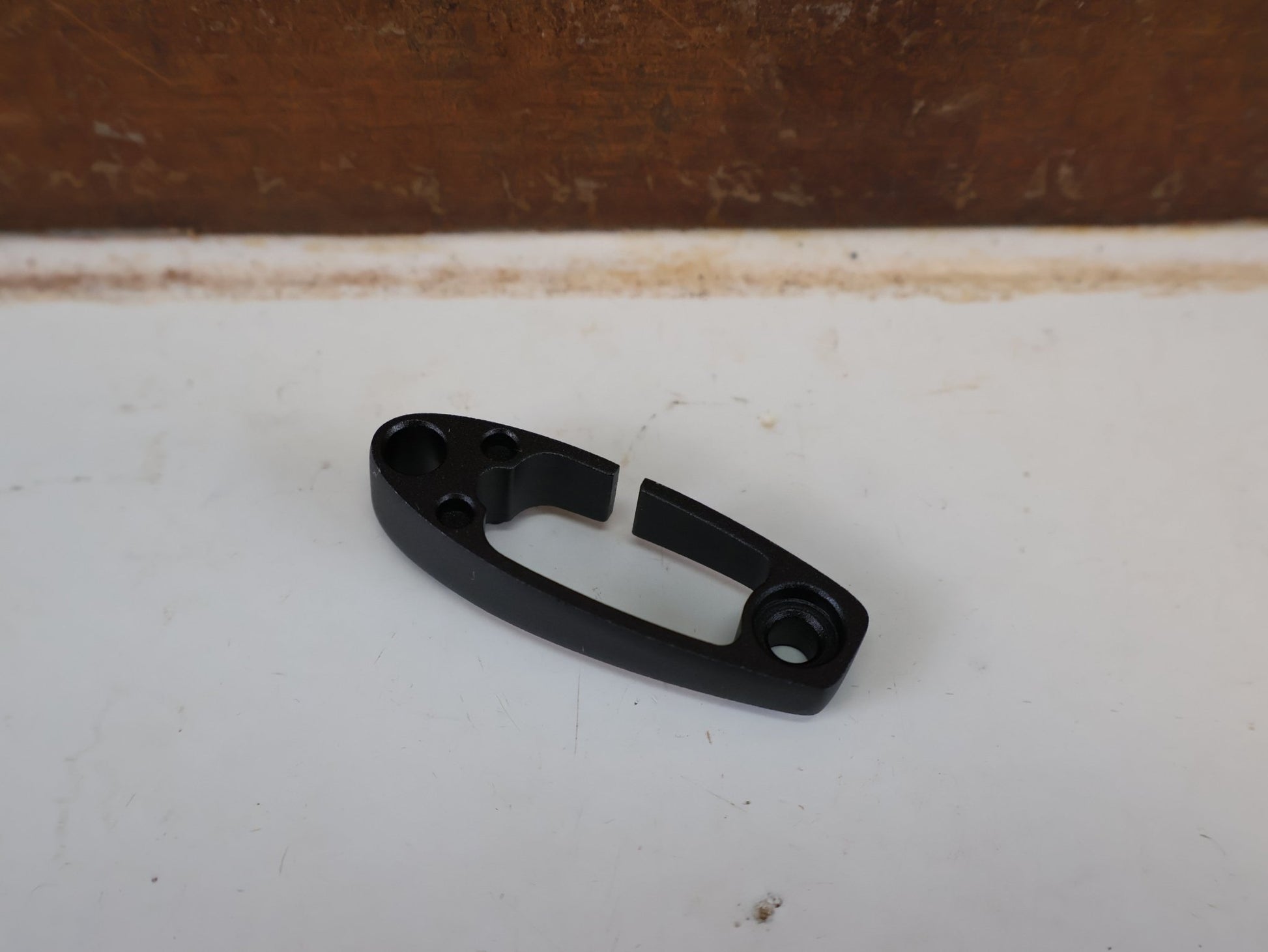 Zubehör von Trek, TREK SPEED CONCEPT SPACER RECHTS KABEL routing +7 GRAD W5258515 vor USEDBIKES-OB.DE Hintergrund
