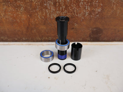 Zubehör von Trek, TREK SUPERCALIBER 29 MAIN PIVOT KIT / 598051 / REPARATUR HARDWARE vor USEDBIKES-OB.DE Hintergrund