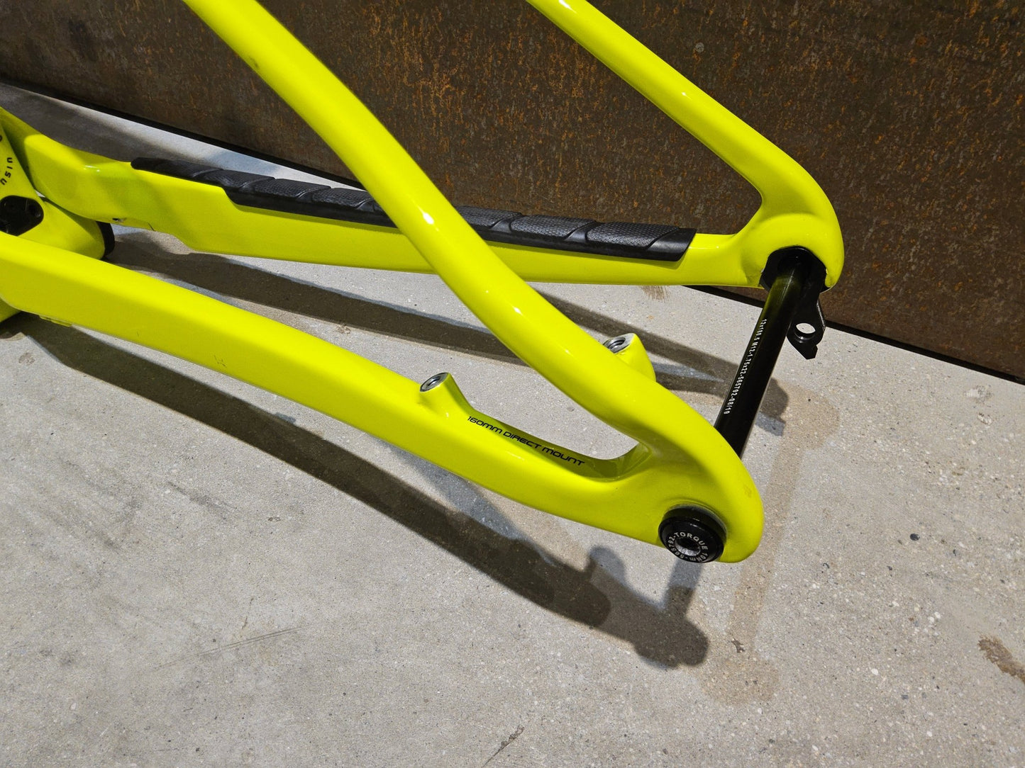 Mountainbikerahmen von Trek, TREK SUPERCALIBER GEN 1 FRAMESET INKL FEDERGABEL FOX PERFORMANCE / L vor USEDBIKES - OB.DE Hintergrund