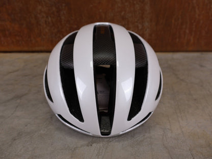 Helme von Trek, TREK VELOCIS MIPS RENNRADHELM / CRYSTAL WHITE GLOSS / GRÖßE S vor USEDBIKES - OB.DE Hintergrund
