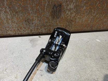 Bremse von TRP, TRP TRAIL EVO HD - M843 SCHEIBENBREMSE 203MM VORNE UND HINTEN vor USEDBIKES - OB.DE Hintergrund
