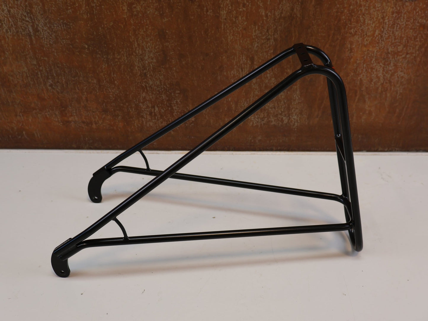 Schutzbleche & Gepäckträger von Tubus, TUBUS DISCO 28 / CHROM-MOLYBDÄN GEPÄCKTRÄGER / DISC SCHNELLSPANNER vor USEDBIKES-OB.DE Hintergrund
