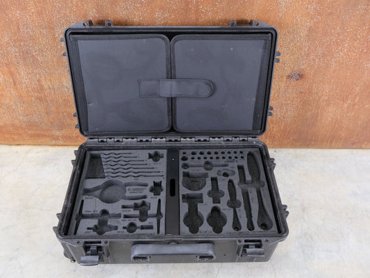 Taschen & Rucksäcke von Unior, UNIOR MASTER KIT WERKZEUGKOFFER LEER / IP67 WASSERDICHT / MOBILE WERKSTATT vor USEDBIKES - OB.DE Hintergrund