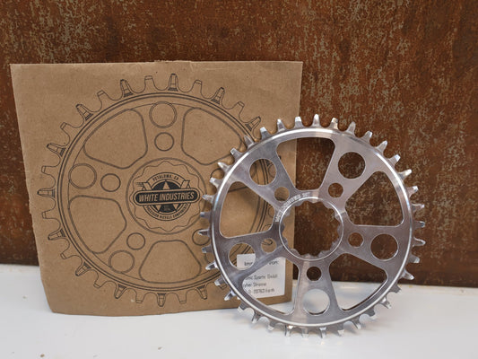 Kettenblatt von White Industries, WHITE INDUSTRIES MR30 TSR KETTENBLATT / POLISHED SILVER / 38 ZÄHNE / DIRECT MOUNT vor USEDBIKES - OB.DE Hintergrund