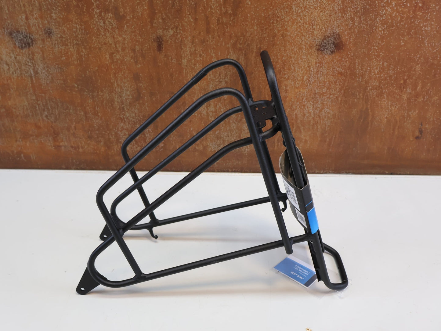 Schutzbleche & Gepäckträger von XLC, XLC CARRY MORE RP-R14 / GEPÄCKTRÄGER 26-29 ZOLL / B-WARE OHNE MONTAGEMATERIAL vor USEDBIKES-OB.DE Hintergrund