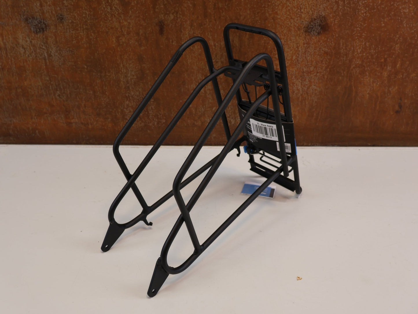 Schutzbleche & Gepäckträger von XLC, XLC CARRY MORE RP-R14 / GEPÄCKTRÄGER 26-29 ZOLL / B-WARE OHNE MONTAGEMATERIAL vor USEDBIKES-OB.DE Hintergrund