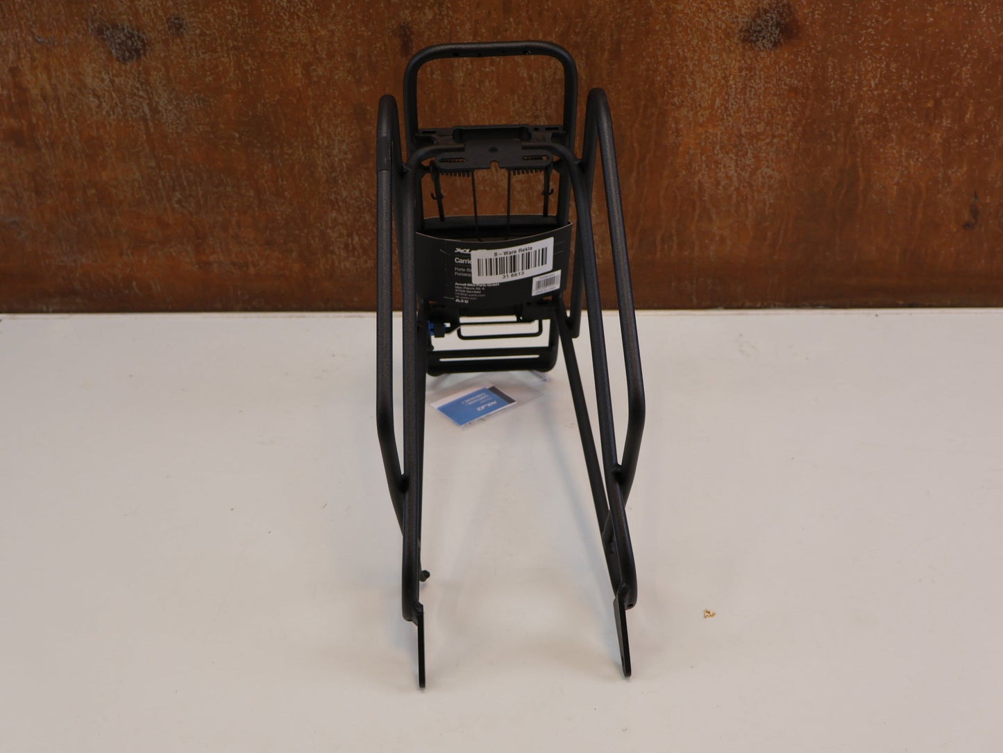 Schutzbleche & Gepäckträger von XLC, XLC CARRY MORE RP-R14 / GEPÄCKTRÄGER 26-29 ZOLL / B-WARE OHNE MONTAGEMATERIAL vor USEDBIKES-OB.DE Hintergrund