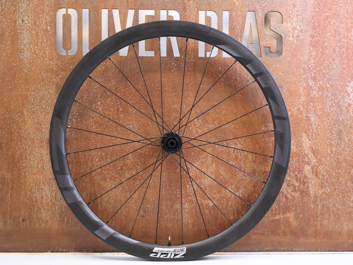 Laufrad/Laufradsatz von Zipp, ZIPP 303 Firecrest Disc Carbon Laufradsatz SRAM XDR 1428g vor USEDBIKES-OB.DE Hintergrund
