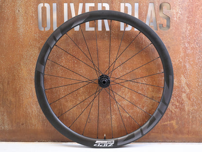 Laufrad/Laufradsatz von Zipp, ZIPP 303 Firecrest Disc Carbon Laufradsatz SRAM XDR 1428g vor USEDBIKES-OB.DE Hintergrund