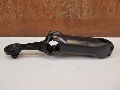 Vorbau von Zipp, Zipp SL Speed Carbon Vorbau 120mm QuickView Mount 193g vor USEDBIKES-OB.DE Hintergrund