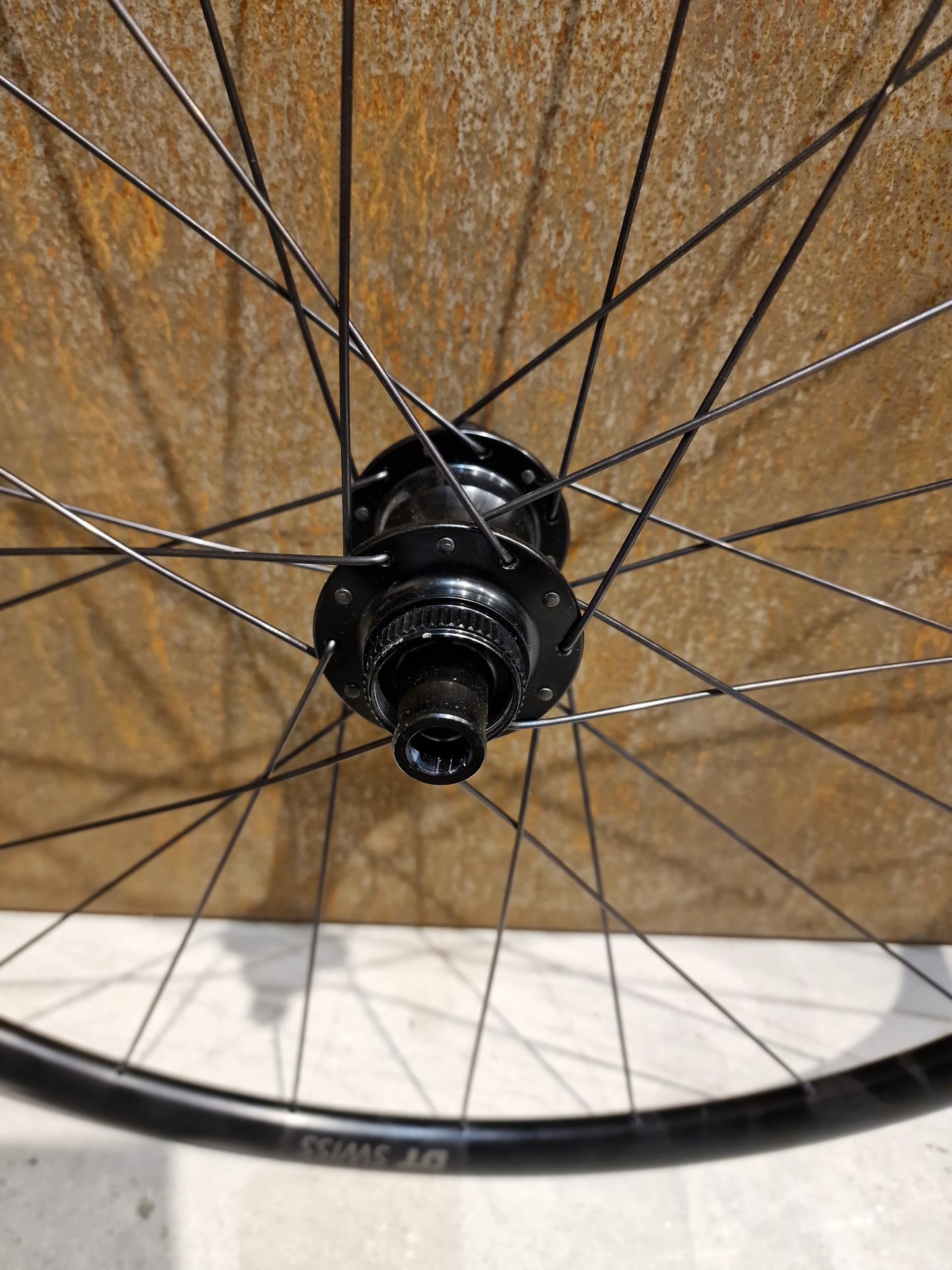 DT SWISS R470 SPECIALIZED LAUFRADSATZ DISC