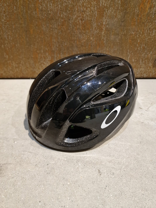 OAKLEY ARO 3 FAHRRADHELM POLISHED SCHWARZ